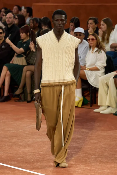 Look 20